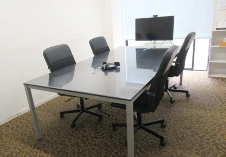 会議室｜アルヴェアーレVIP さいたま市レンタルオフィス・シェアオフィス（与野・大宮・さいたま新都心・浦和）